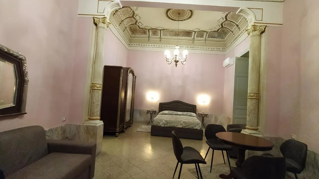 Palazzo Arcidiacono - luxury holidays Aeroporto di Catania Fontana Rossa