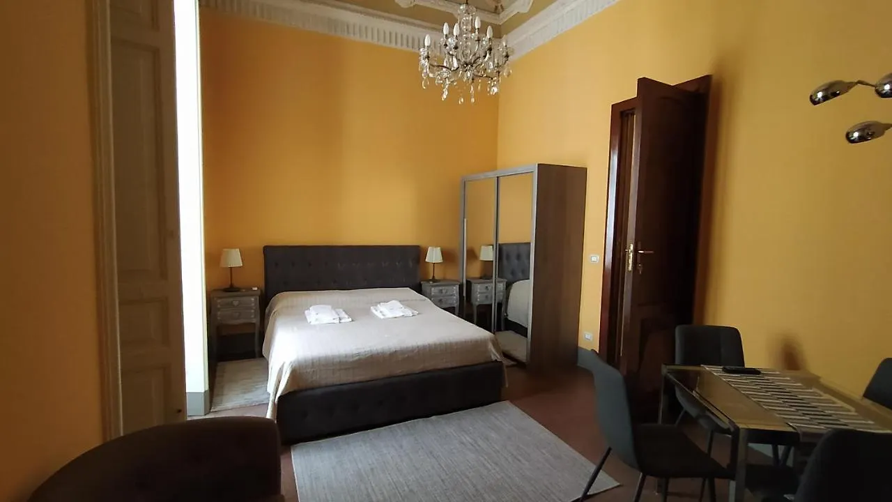 Appartamento Palazzo Arcidiacono - luxury holidays Aeroporto di Catania Fontana Rossa