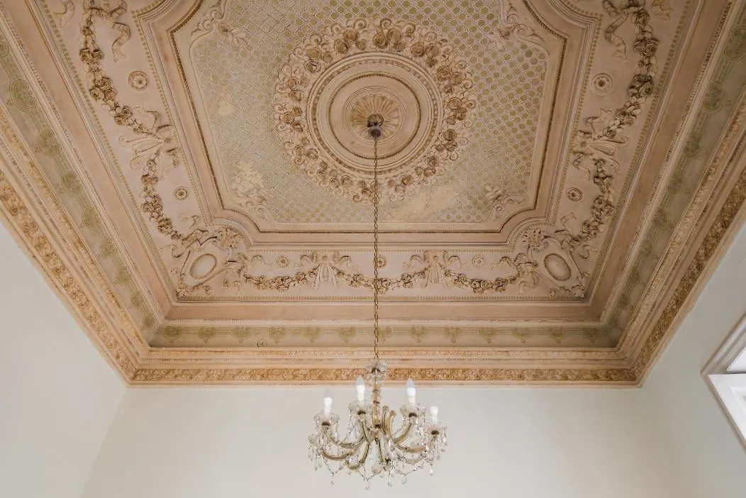 Appartamento Palazzo Arcidiacono - luxury holidays Aeroporto di Catania Fontana Rossa