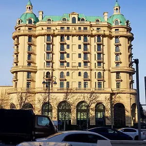 Central Luxury Boulivard Apartment Baku